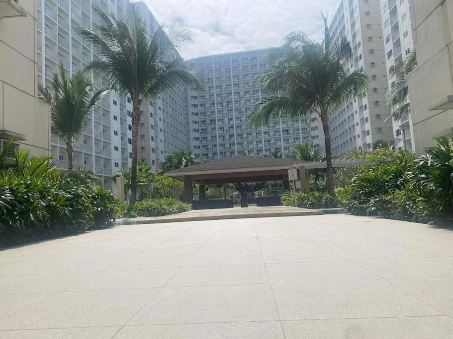 Shore 1 & 3 Residences Moa 1Br With Balcony By Darpm مانيلا المظهر الخارجي الصورة