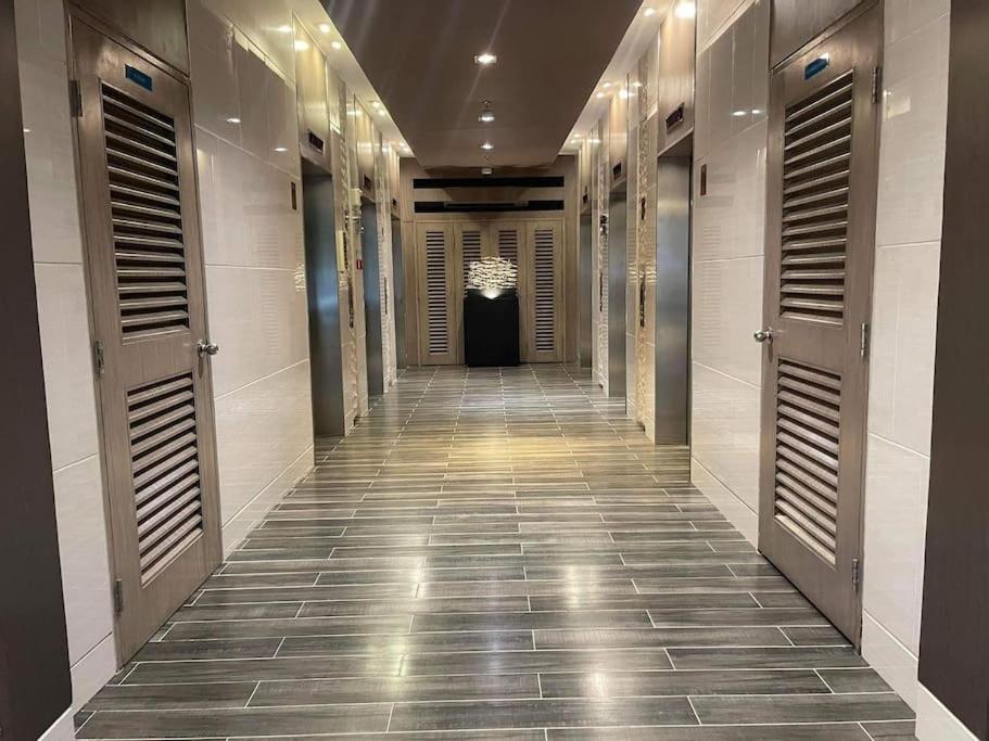 Shore 1 & 3 Residences Moa 1Br With Balcony By Darpm مانيلا المظهر الخارجي الصورة