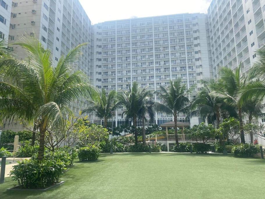 Shore 1 & 3 Residences Moa 1Br With Balcony By Darpm مانيلا المظهر الخارجي الصورة