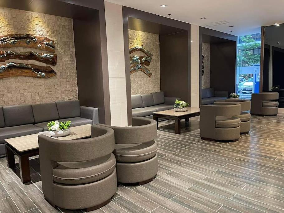 Shore 1 & 3 Residences Moa 1Br With Balcony By Darpm مانيلا المظهر الخارجي الصورة